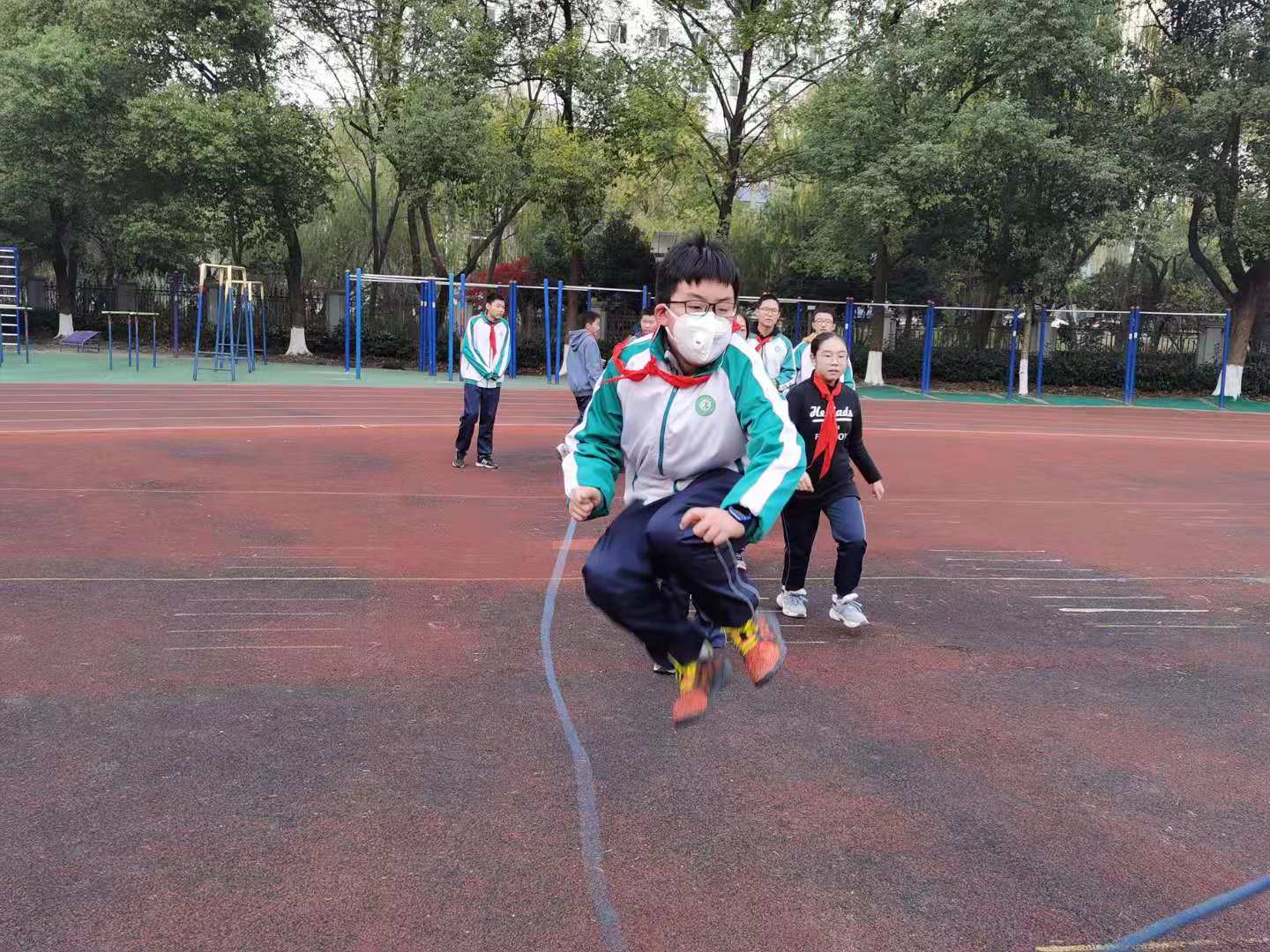 微信图片_20191224153440.jpg