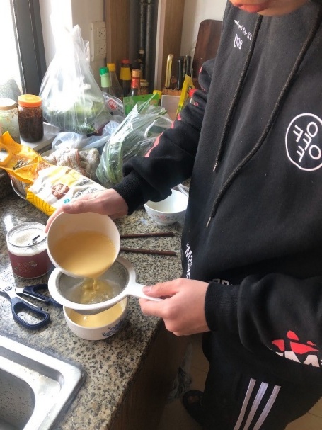 701 奶香布丁 钮蔡俊 3.jpg
