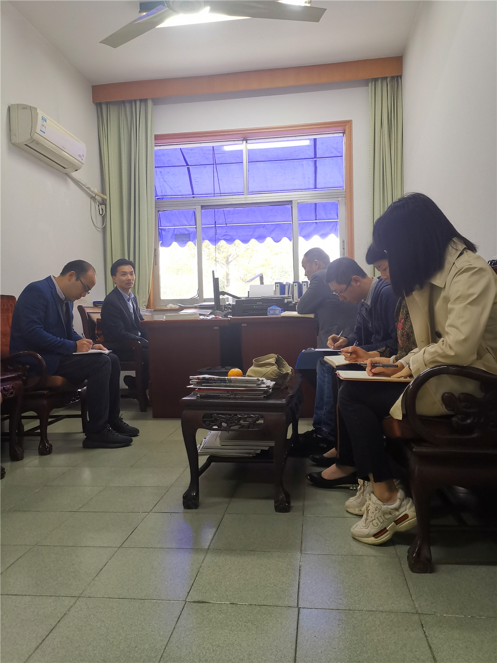 前期会议.jpg