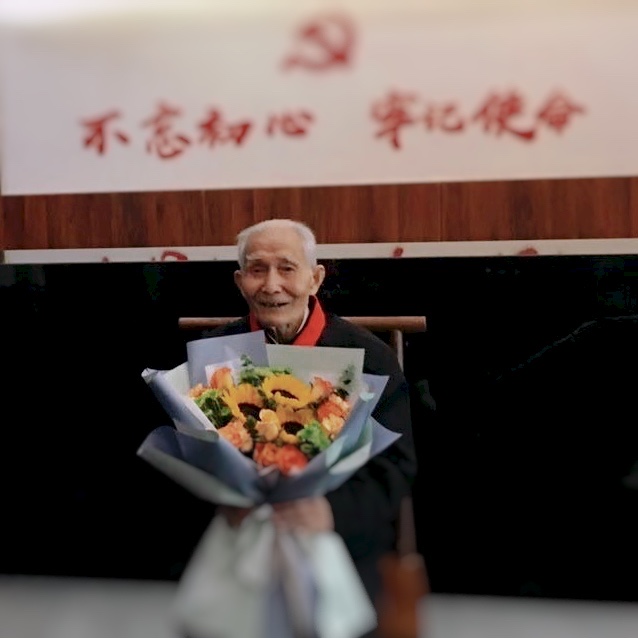 1 英雄卡.JPG