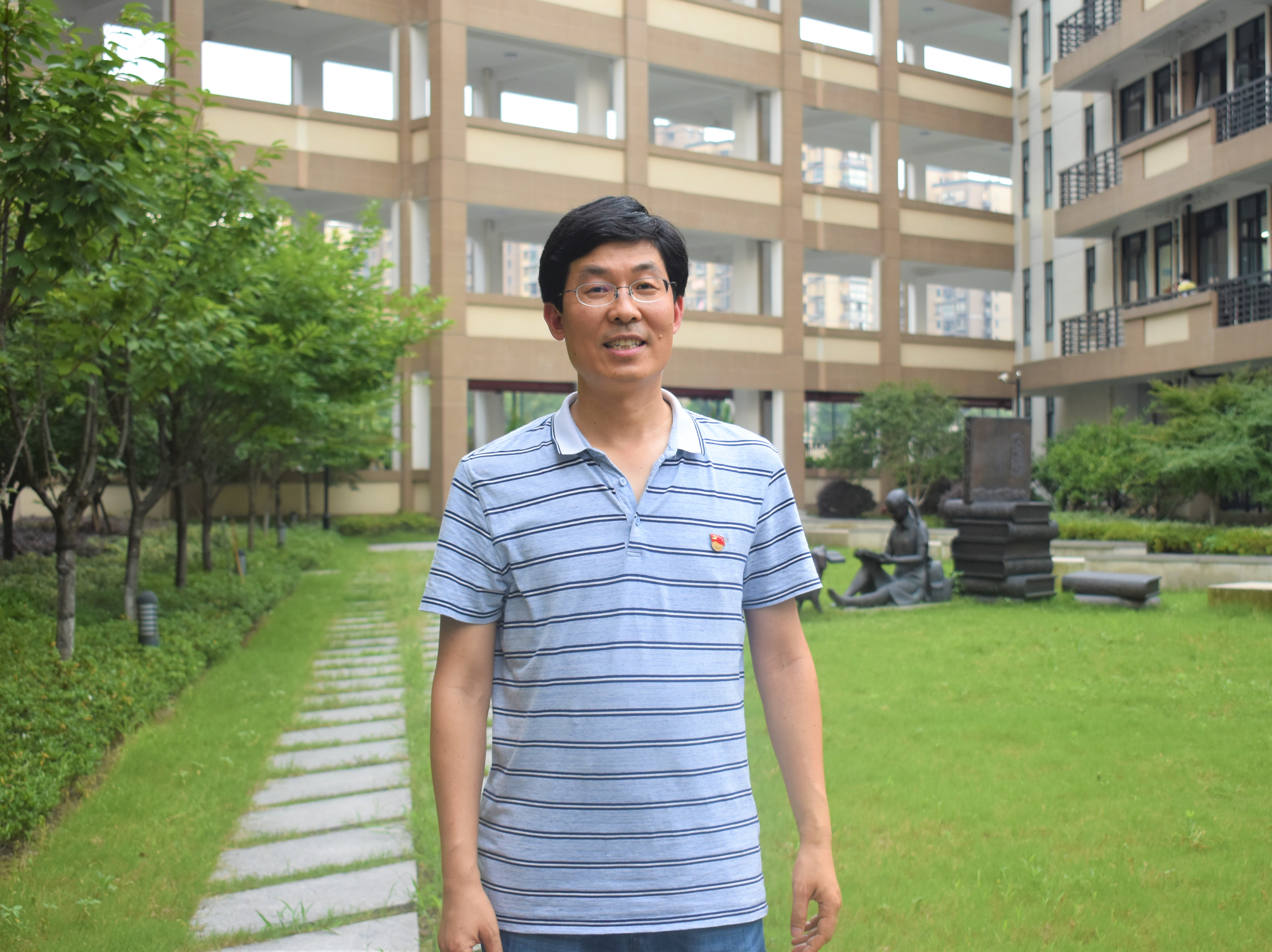 淡泊如兰——刘晓平.JPG