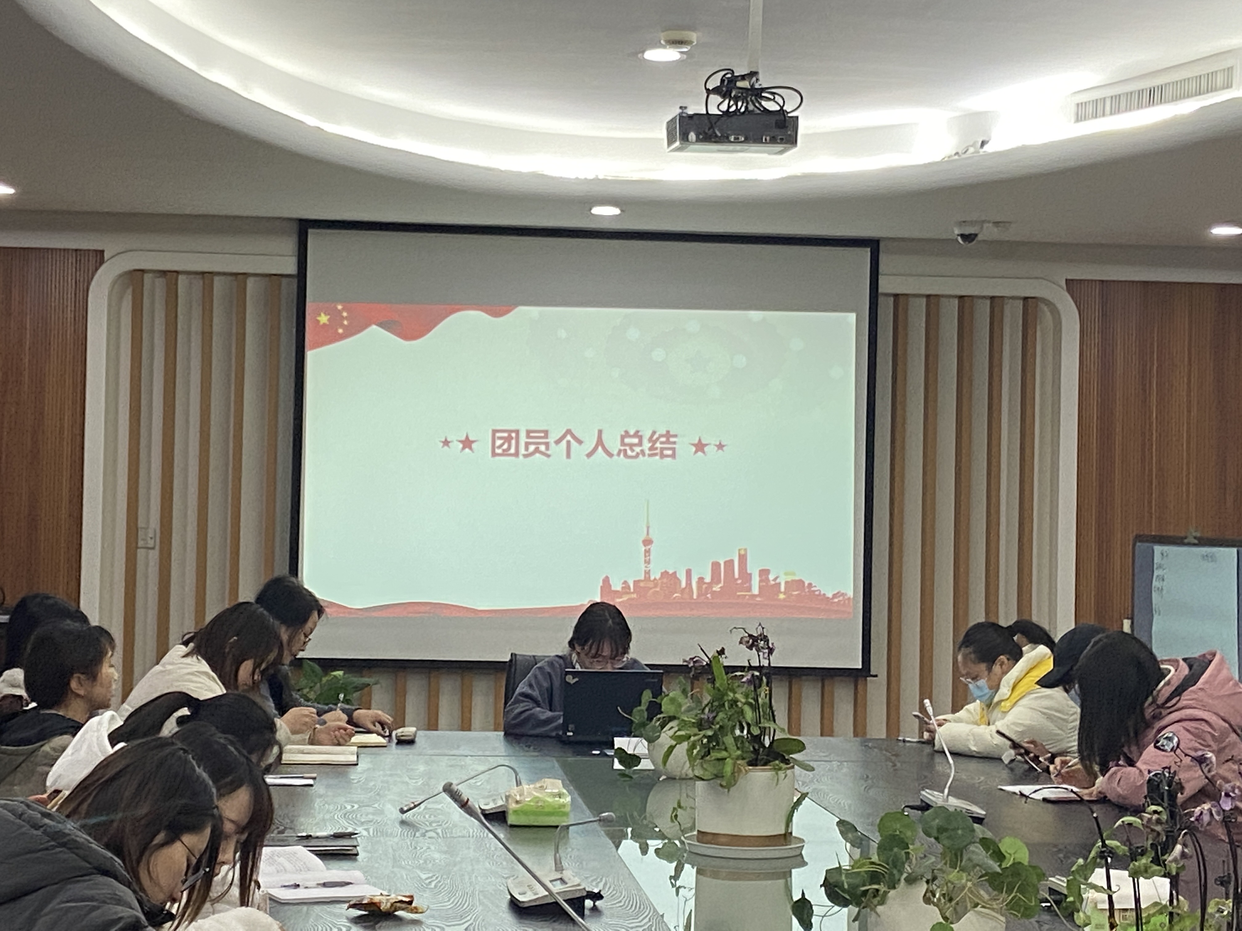 照片三.JPG