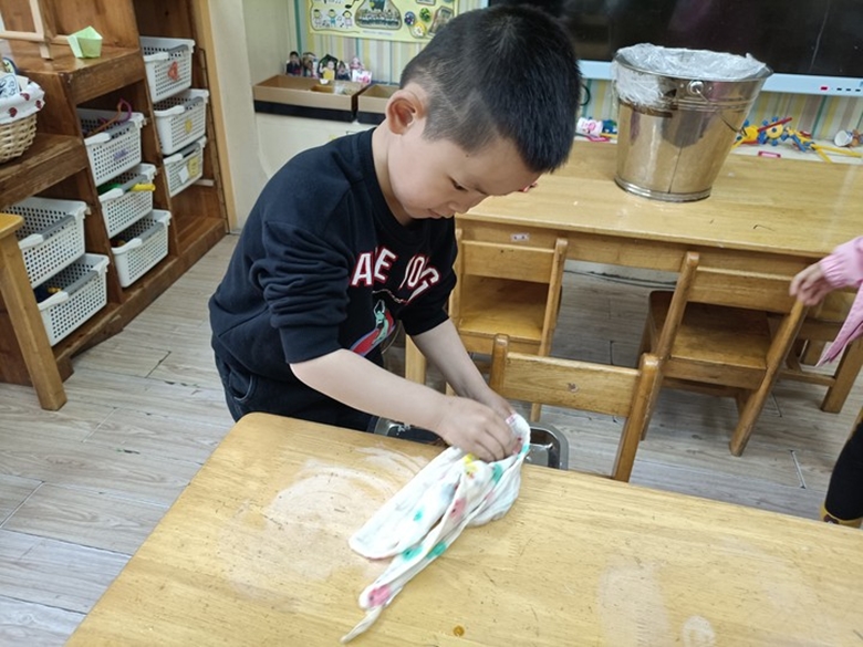 我来打扫厨余垃圾_副本.jpg
