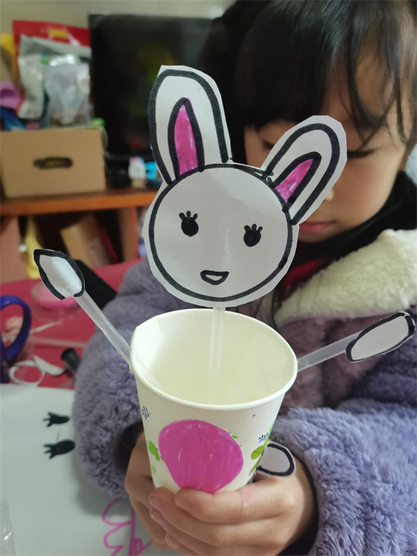 4.会动的小兔.jpg