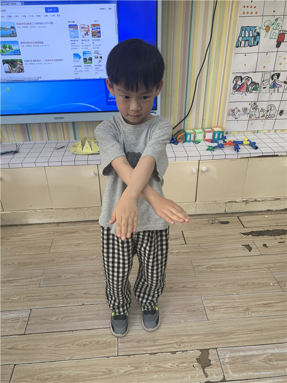 游泳体验.jpg