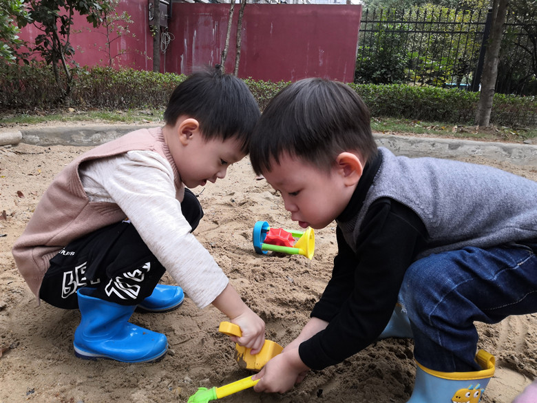 缩略图1.jpg