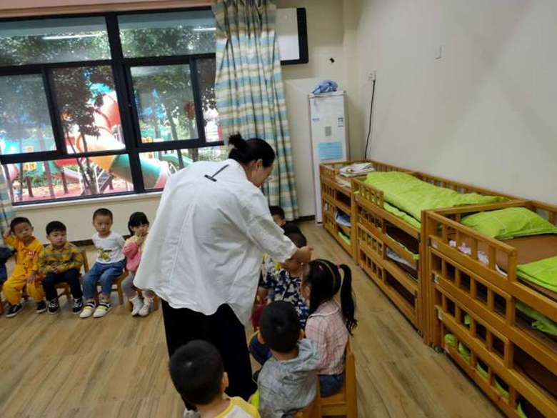 大家来讨论.jpg