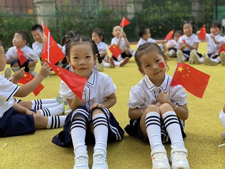 祝贺我们祖国妈妈生日快乐.jpg