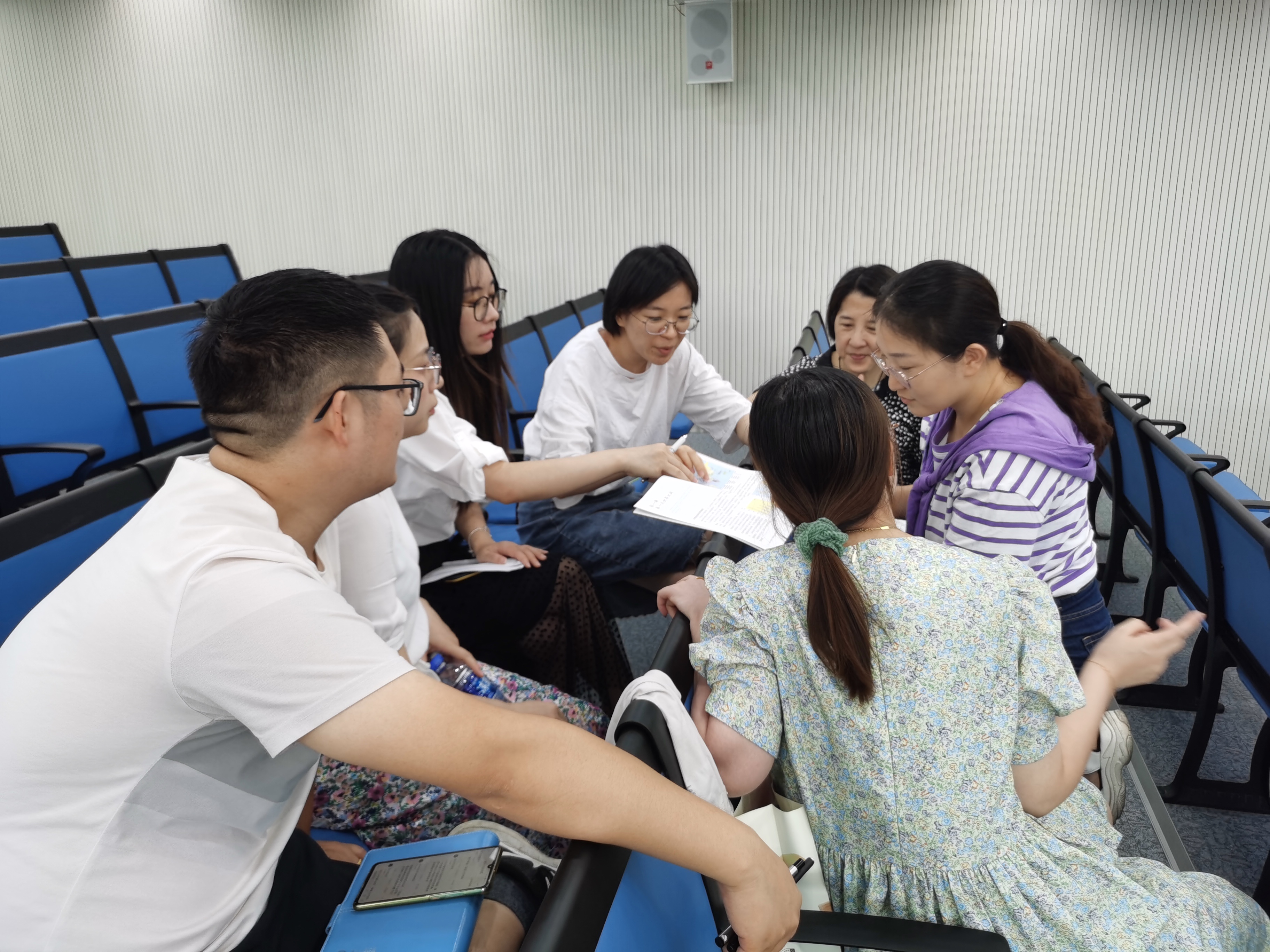 社会组面对面.jpg
