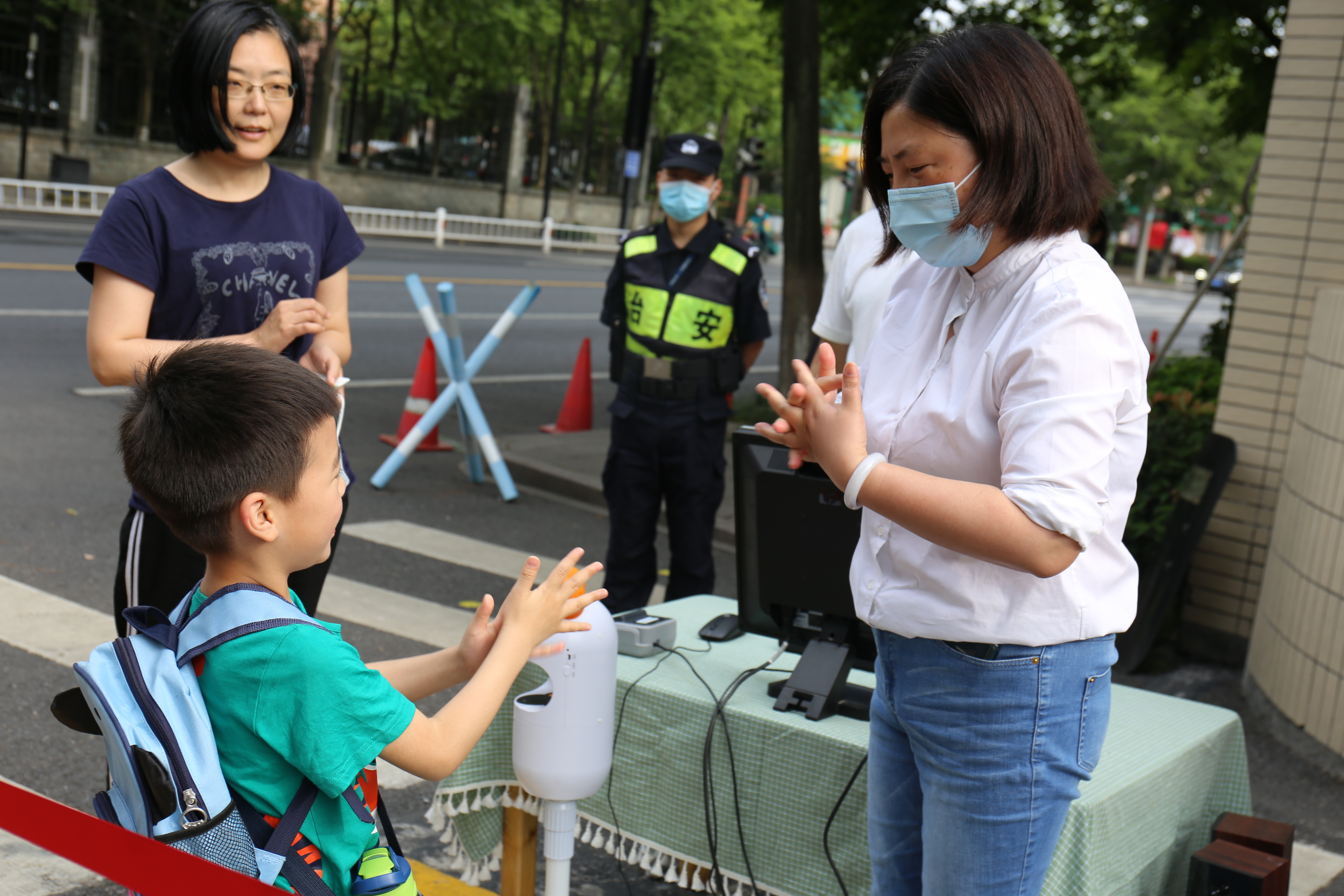 学习七步洗手法.JPG