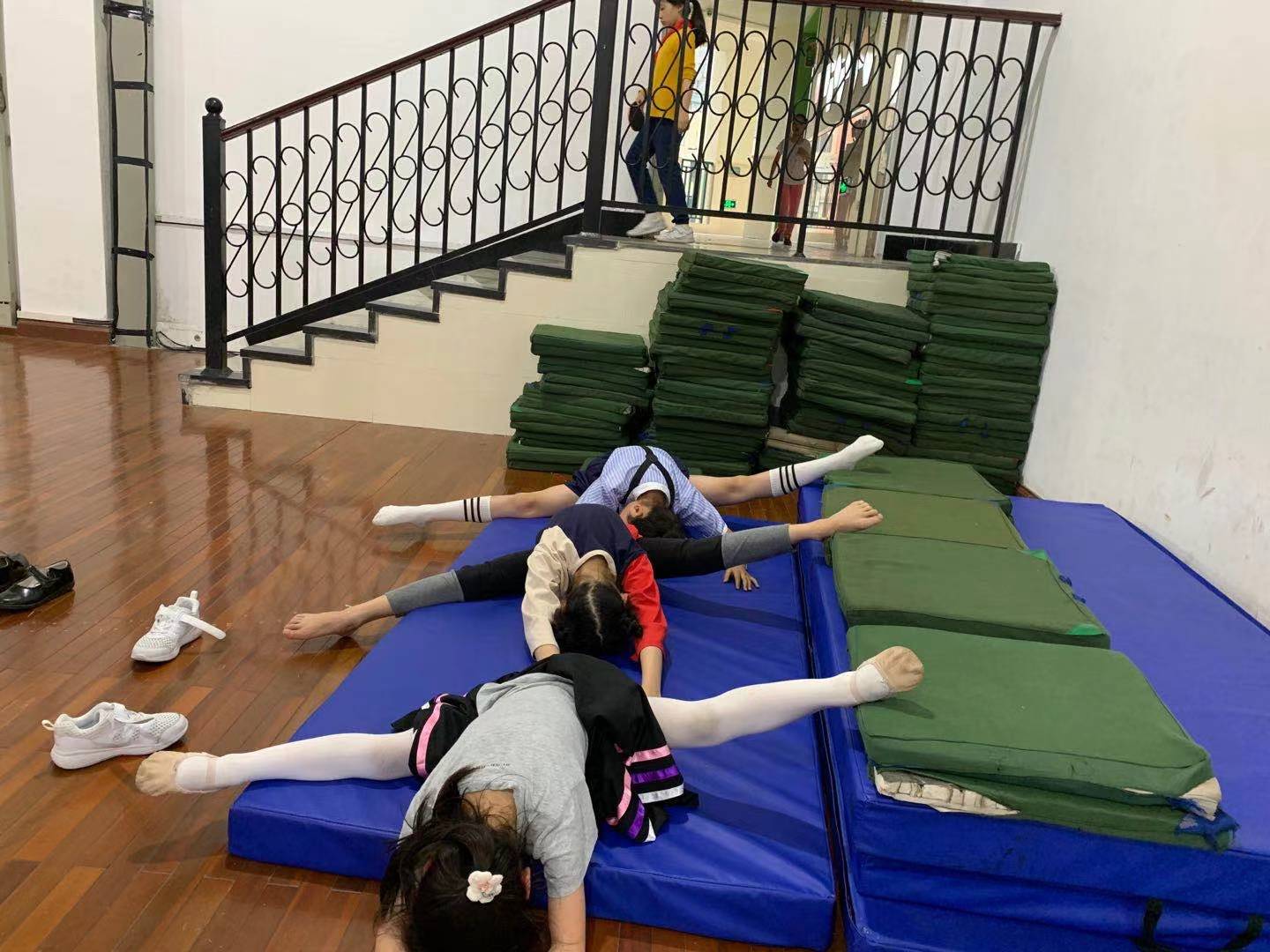 4.jpg
